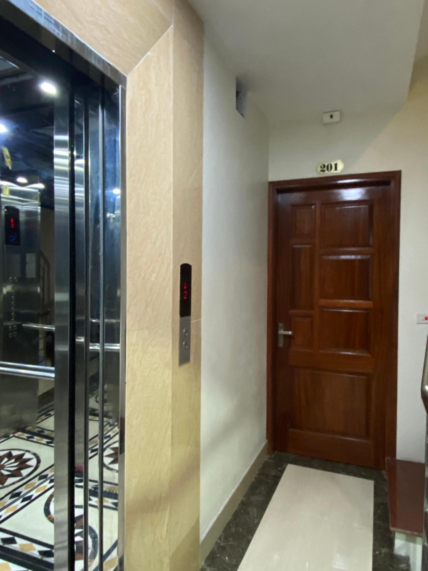 Blue Rose Hotel Hạ Long Extérieur photo