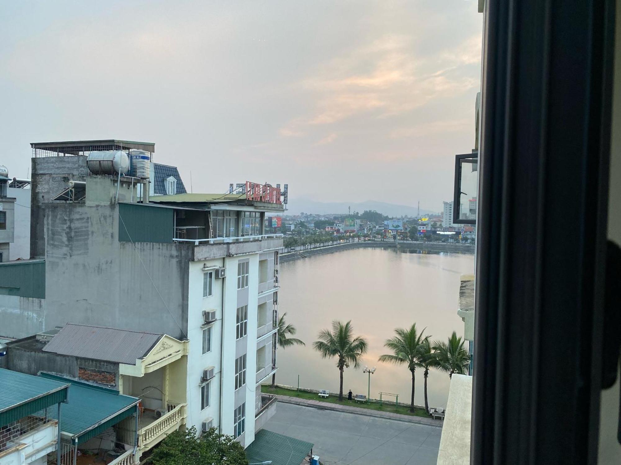 Blue Rose Hotel Hạ Long Extérieur photo
